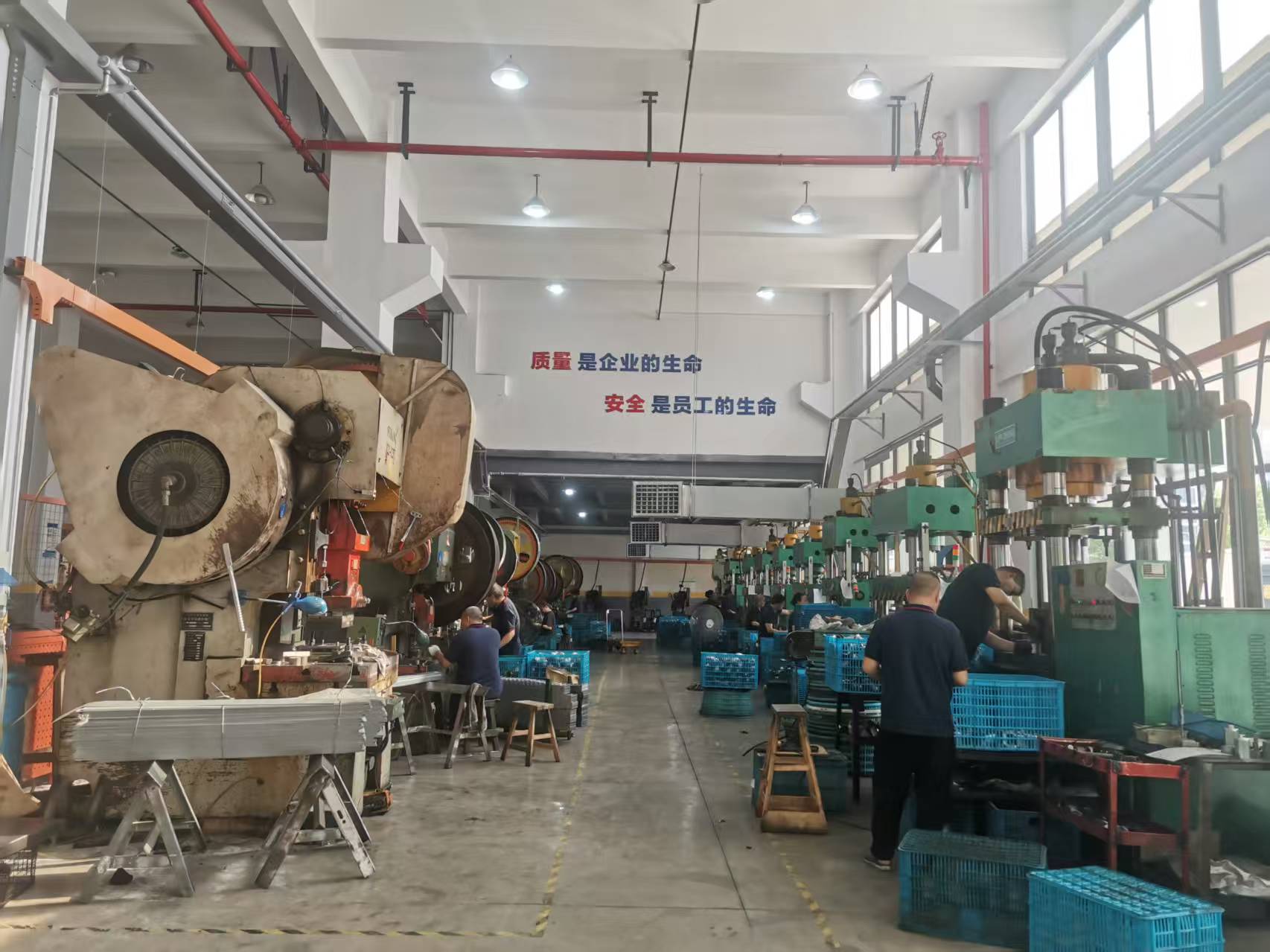 产线全开，抢抓进度！浙江耀东五一假后吹响精密五金生产“冲锋号”